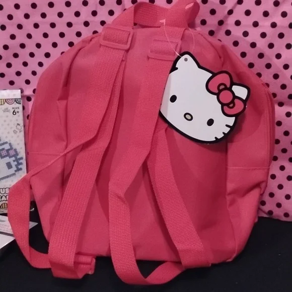 5 Pc.  Sanrio Hello Kitty Bundle - Picture 7 of 8